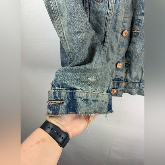 Lucky Brand Heavy Distressed The Tomboy Trucker Denim Jacket XS - Picture 3 of 12